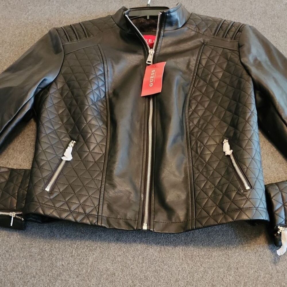 GUESS Black Quilted Faux Leather Moto Jacket Womens Sze Large Zippers Fleece New